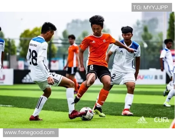 足球梁琨:从青涩少年到职业球员的成长之路与奋斗故事 足球梁琨:从青涩少年到职业球员的成长之路与奋斗故事